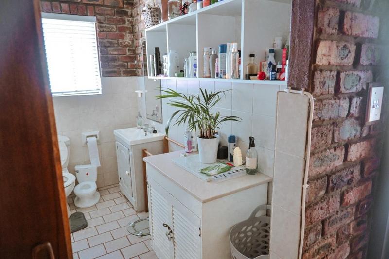 5 Bedroom Property for Sale in Dana Bay Western Cape